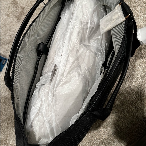 Cole Haan bag - Picture 3 of 5